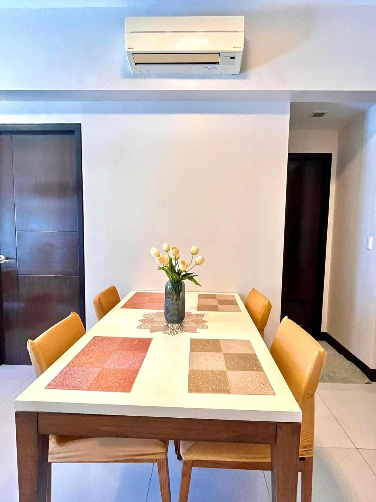 Mactan Newtown Condo With Pool Access Lapu-Lapu City Eksteriør bilde