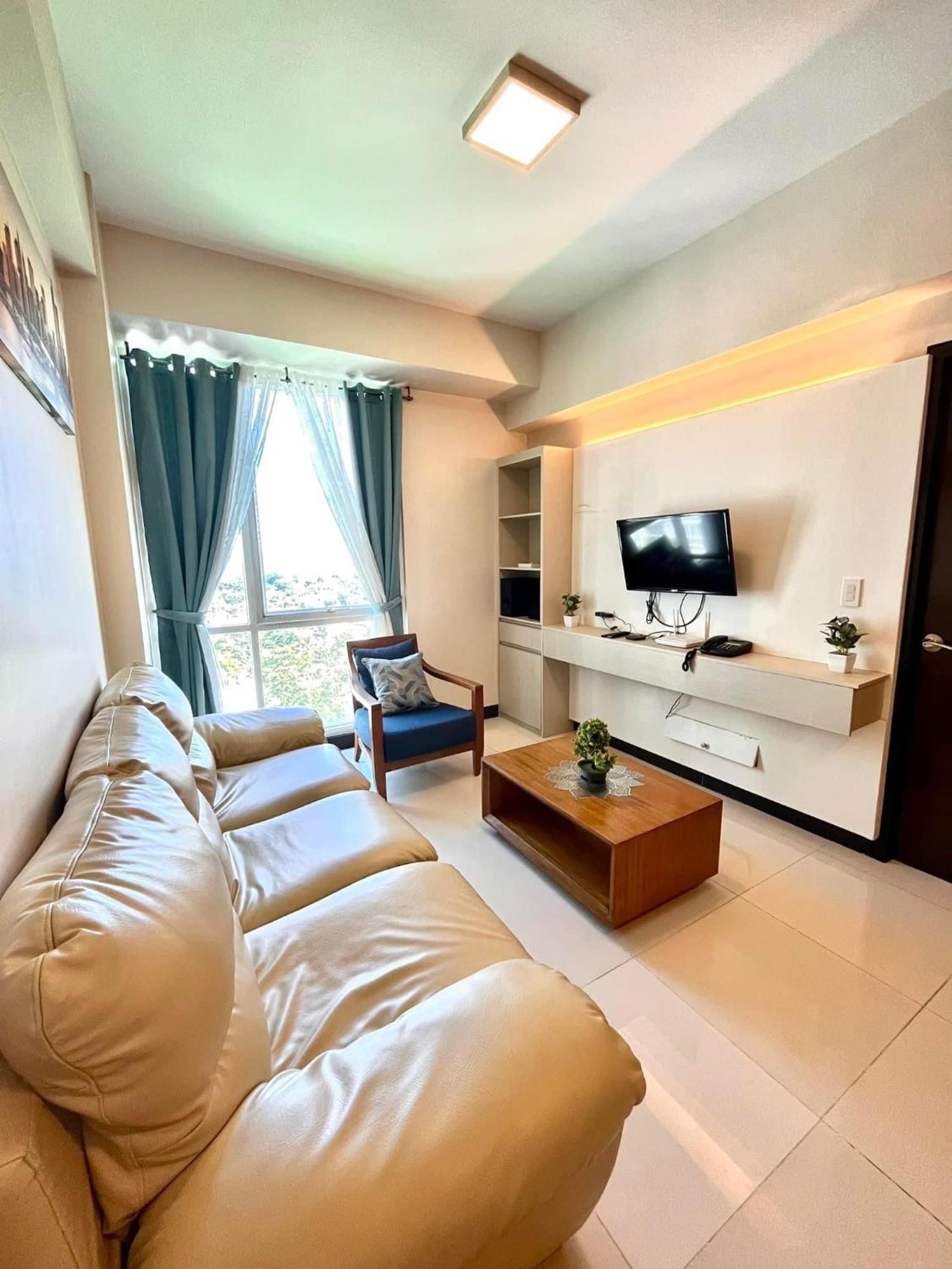 Mactan Newtown Condo With Pool Access Lapu-Lapu City Eksteriør bilde